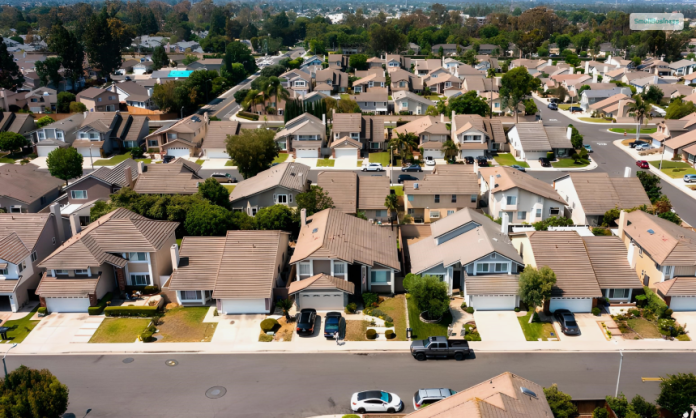 US Housing Market Becomes One Of The Most Expensive Ones In The World